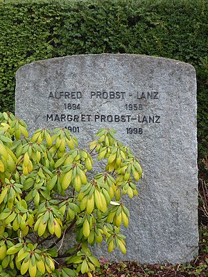 Alfred Probst-Lanz (1894–1958), Ruderer, 1924 Gewinner von zwei Olympia-Medaillen. Grab auf dem Friedhof Hörnli, Riehen, Basel-Stadt