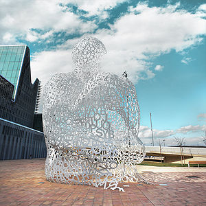 Alma del Ebro , escultura de Jaume Plensa en la Exposición