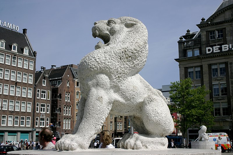 File:Amsterdam - Lion's statue.jpg