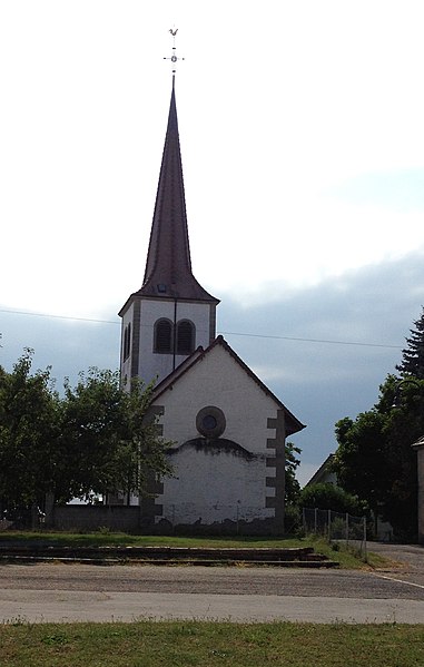 File:Ancienne église de Montbrelloz.JPG