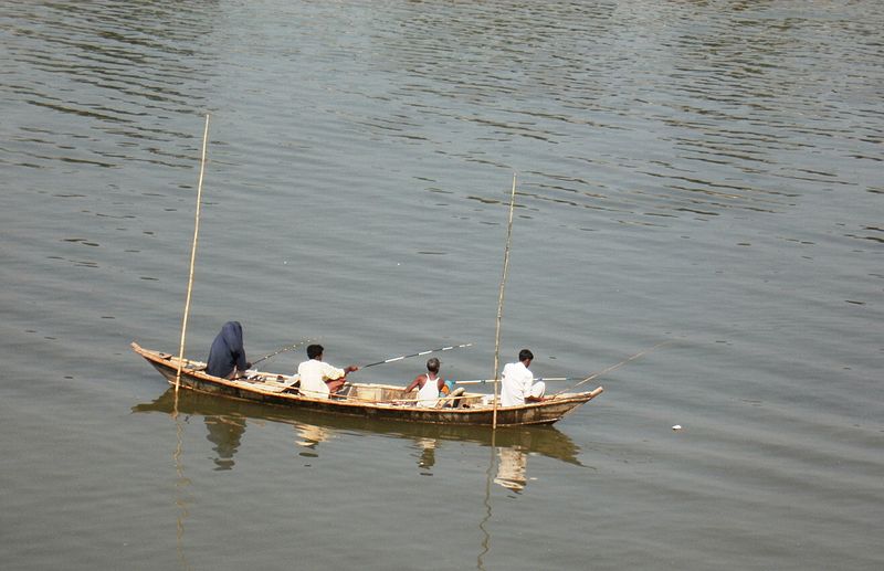 File:Angling-river-Brahmaputa-2011.jpg