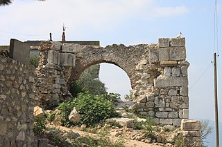 <span class="mw-page-title-main">Apollonia ad Rhyndacum</span> Archeological site in Turkey