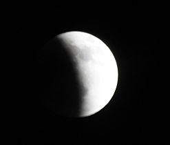 Rosemead, Califórnia (EUA), 6:30 UTC