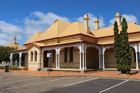 Fail:Armidale,_NSW_station_3.JPG