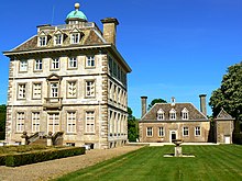 Ashdown House and its south lodge Ashdown House and its south lodge, Lambourn - geograph.org.uk - 1874182.jpg