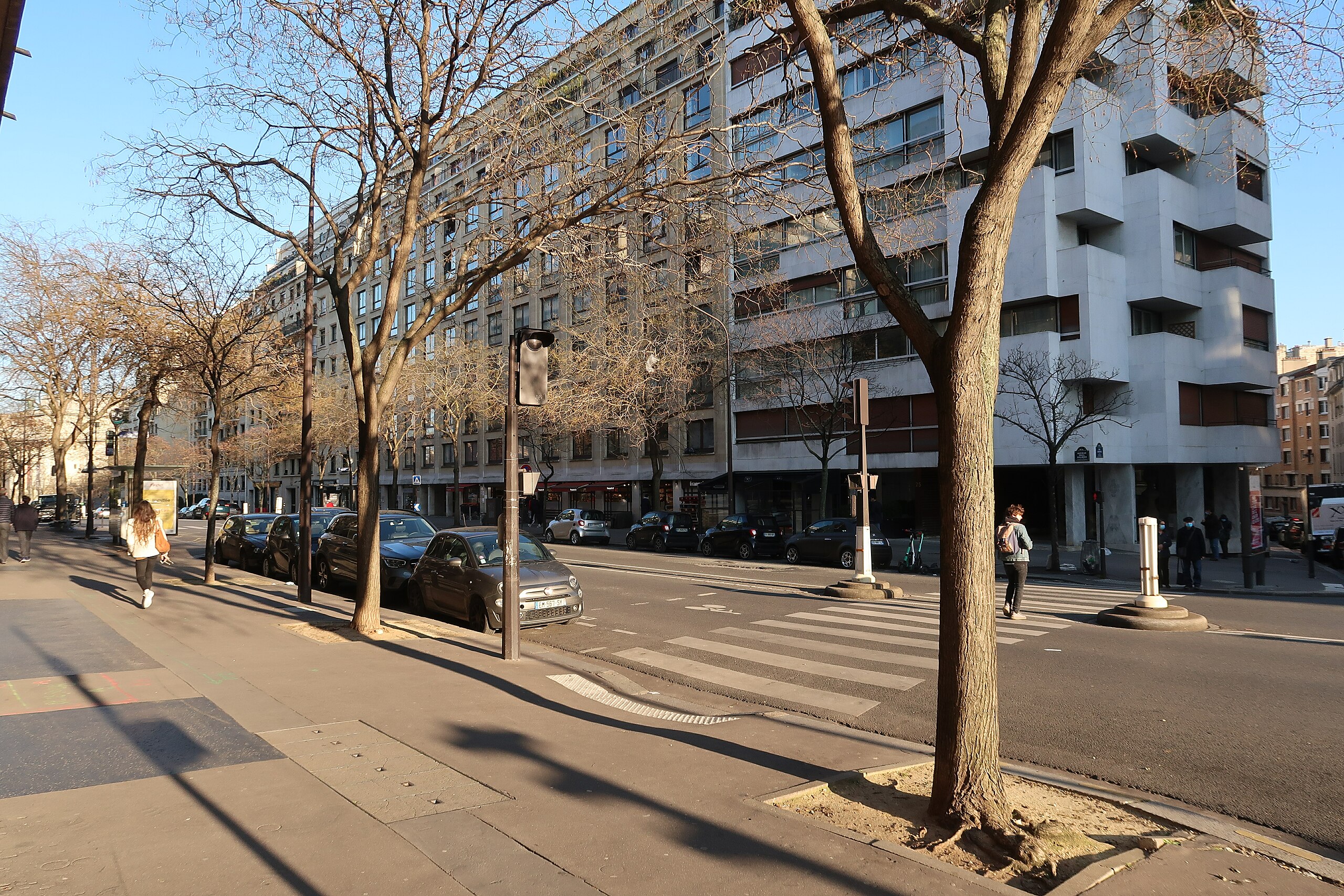 File:La Grande Épicerie, 91 avenue Paul-Doumer, Paris 16e.jpg - Wikimedia  Commons