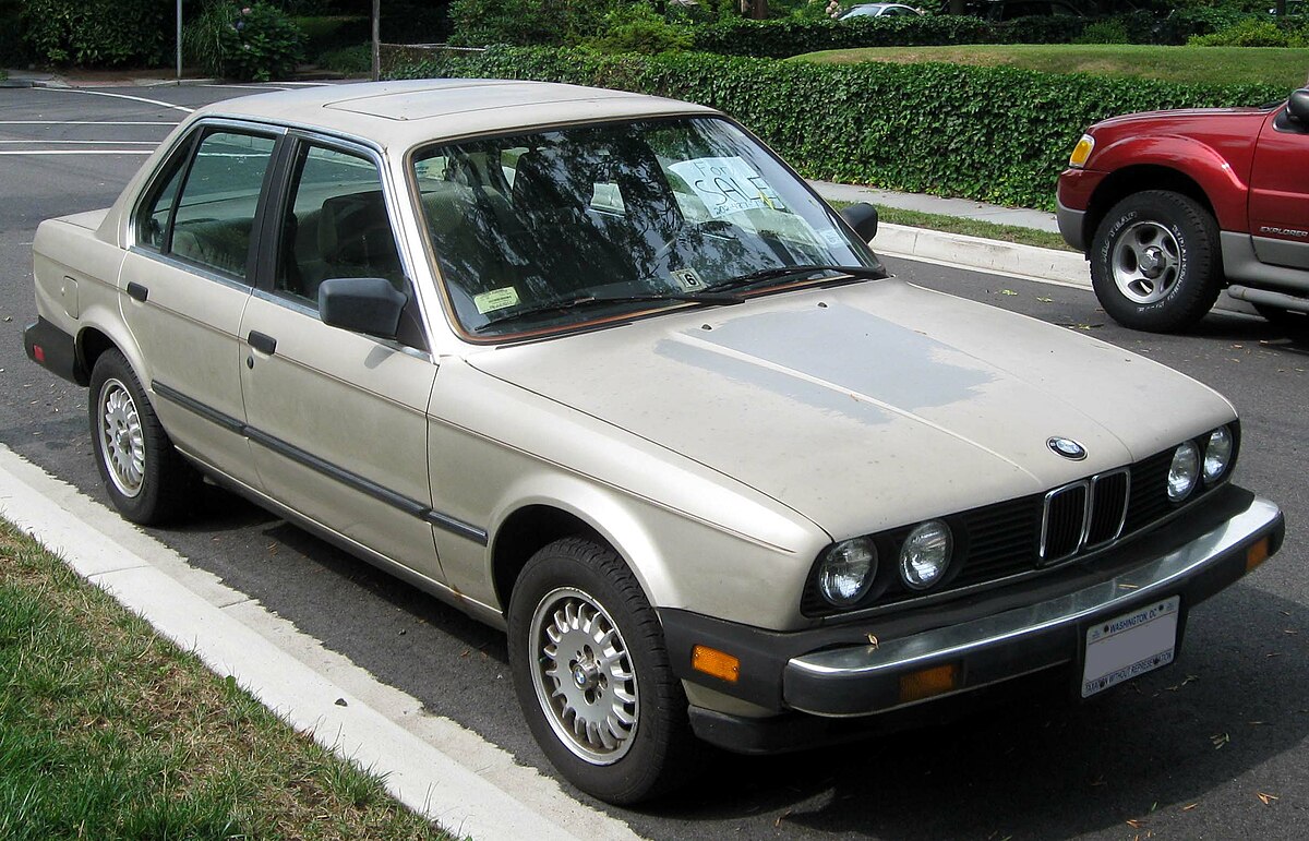 BMW 323i e30