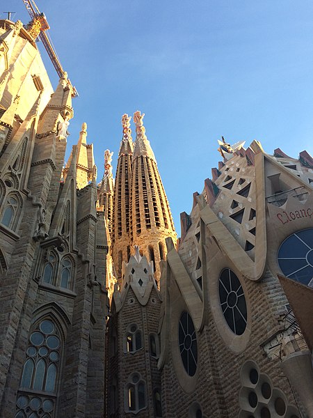 File:Barcelona (30851690802).jpg