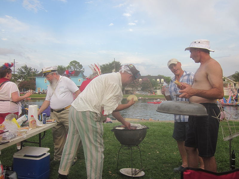 File:Bayou St John 4th of July 2013 BBQ Grill.JPG