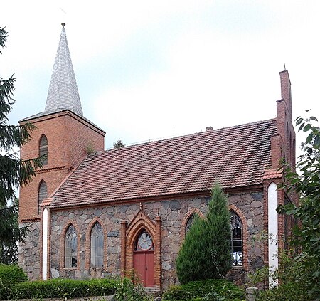 Bentzin Kirche Südseite 01