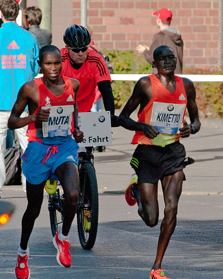 Berlin marathon 2012 buelowstrasse between kilometers 36 and 37 30.09.2012 10-51-10.jpg