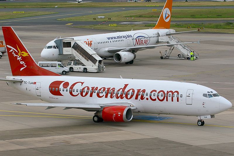 File:Boeing 737-3Q8, Corendon Airlines AN1234829.jpg
