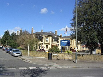 File:Brinsworth_House,_Twickenham_-_geograph.org.uk_-_373844.jpg