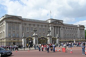 Buckingham Palace: Storia, Architettura, Cerimoniale di corte