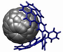 An example of molecular tweezers binding a fullerene