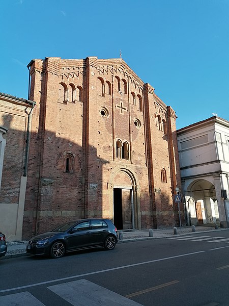 File:Chiesa di Santa Maria in Betlem - Borgo Ticino (Pavia).jpg