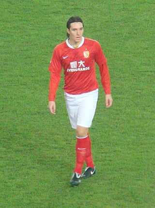 <span class="mw-page-title-main">Cléo</span> Brazilian footballer (born 1985)