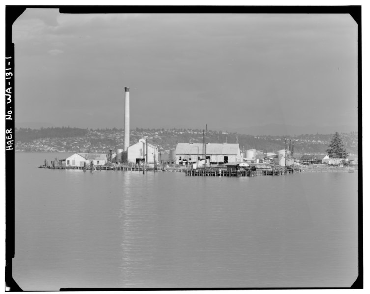 File:Creosote plant site (NW side) as viewed with a telephoto lens from Winslow ferry terminal. Eagle Harbor is in foreground. Buildings include Machine Shop on left, Boiler Building HAER WASH,18-BAISL,1-1.tif