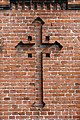 * Nomination: Cross in a brick wall from a building belonging to Schwerin Cathedral --Kritzolina 18:14, 15 May 2022 (UTC) * Review Perspective correction necessary. --Steindy 20:25, 15 May 2022 (UTC)