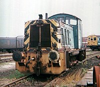 D2991 (07007) shunter at Eastleigh.jpg