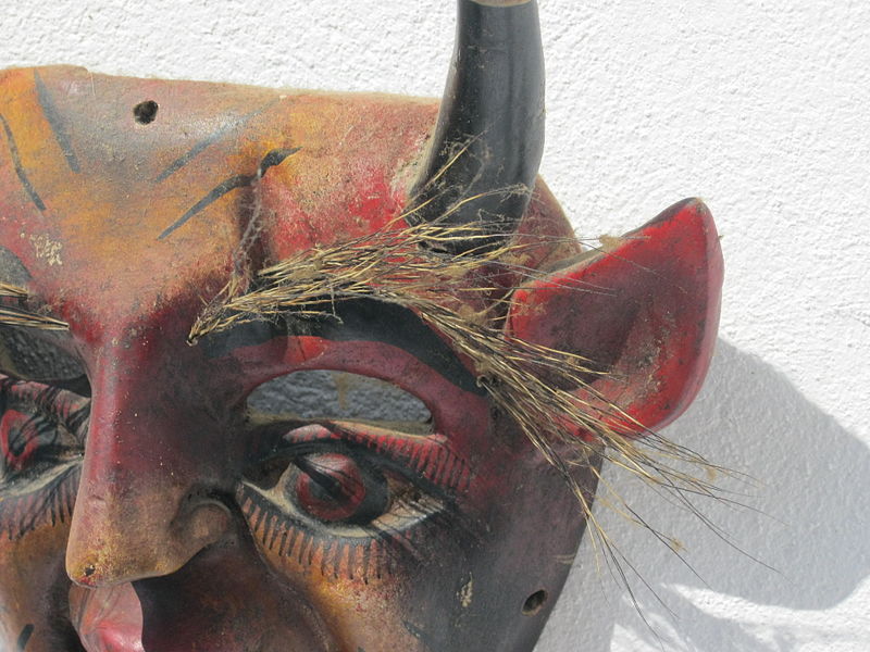 File:Devils mask for the Pátzcuaro celebrations, Michoacan - Mexiko 10.JPG