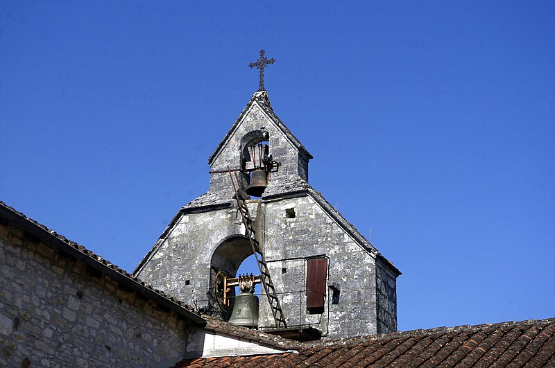 File:Eglise-St-Front-Riviere 03.jpg