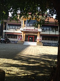 Unhas Faculty of Cultural Sciences main building. Fakultas Ilmu Budaya UH.jpg