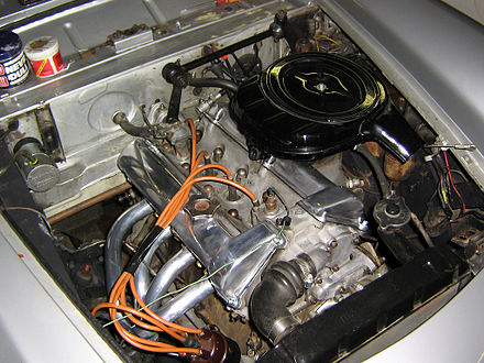 The OSCA twin cam engine of the Fiat 1500 S