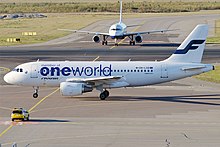 Finnair (Oneworld Livery), OH-LVD, Airbus A319-112 (16270591077) (2).jpg