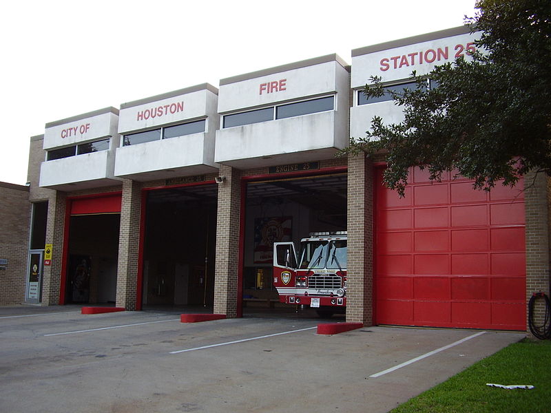 File:FireStation25HoustonTX.JPG