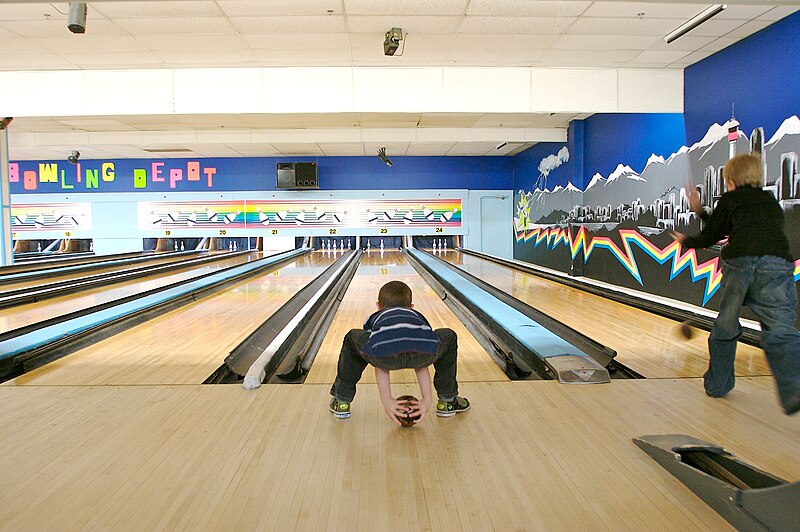 Five-pin bowling - Wikipedia