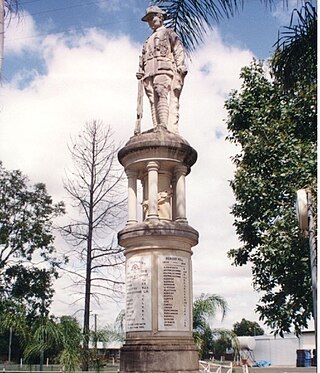 <span class="mw-page-title-main">Forest Hill War Memorial</span> Historic site in Queensland, Australia