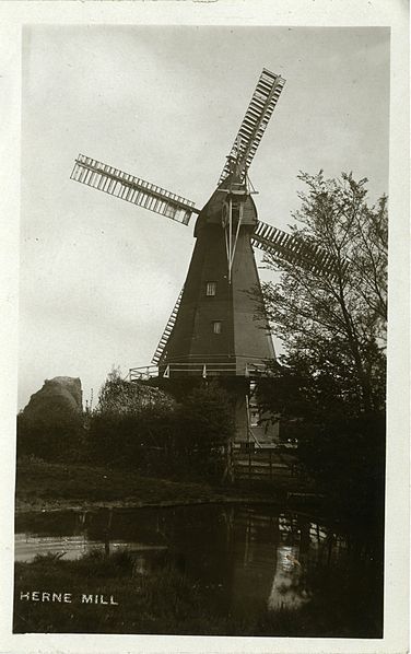 File:Fred C Palmer Herne Mill ca1912.jpg