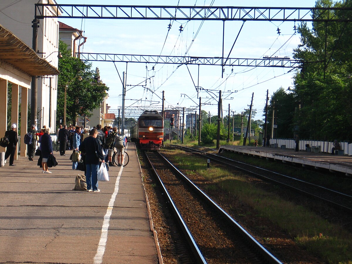 Файл:Gatchina-Varshavskaya.JPG — Википедия