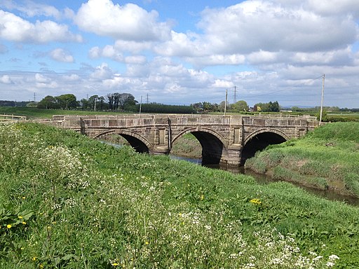 Great Hanging Bridge - geograph.org.uk - 3466671