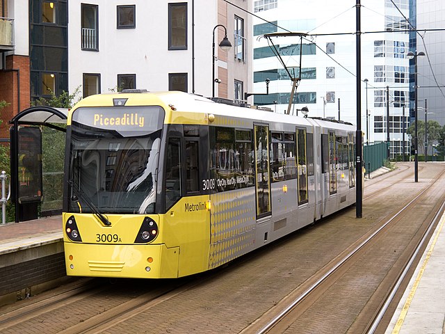 Manchesters Metrolink tram number 3009A in Salford Quays in 2011