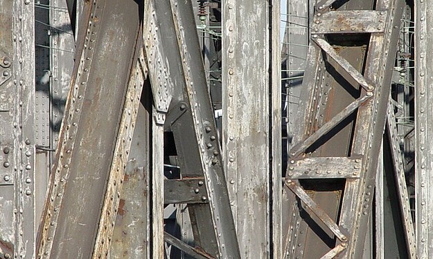 former truss bridge (demolished 2010)