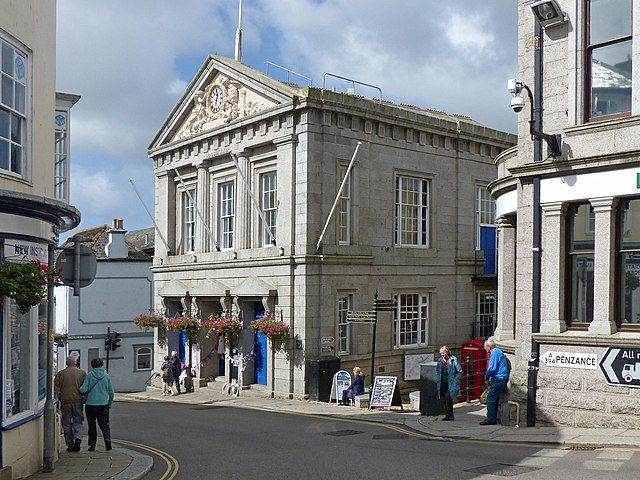 The Guildhall, built in 1839. It contains the council chamber, mayor's offices, and a function room, and is the starting point for the dances on Flora