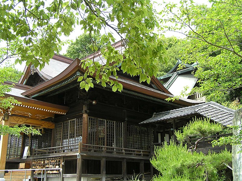 File:Herator-jinja main shrine.JPG