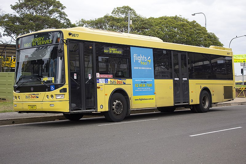 File:Hillsbus (mo 9877) Volgren 'CR228L' bodied Scania K230UB at Castle Hill Interchange.jpg