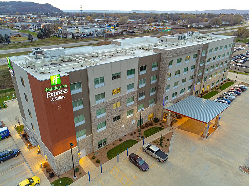 File:Holiday Inn Express.jpg