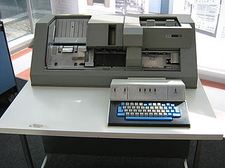 https://upload.wikimedia.org/wikipedia/commons/thumb/e/e8/IBM_card_punch_029.JPG/320px-IBM_card_punch_029.JPG