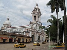 Iglesia San Juan Bautista Chaparral Tolima Colombia - panoramio.jpg