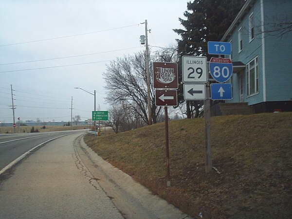 Northern terminus of IL 29 at US 6 and IL 89