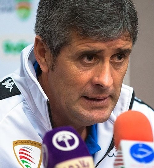 Caro in a press conference as Oman manager in 2016