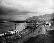 Paddle steamer at Kamloops in 1887