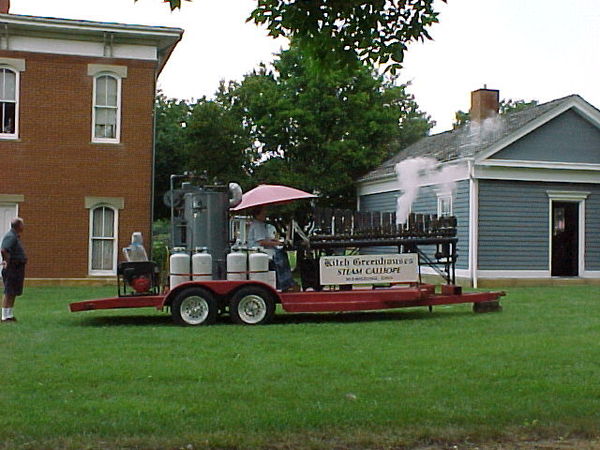 Kitch Greenhouse Steam Calliope at the Ohio Historical Society – July 2006