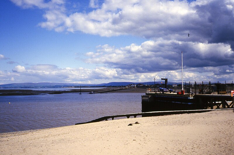 File:Knott End ferry from ferry landing, The Esplanade, Fleetwood September 1984 Scans635 (10442924164).jpg