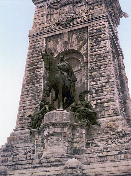 File:Kyffhäuserdenkmal 4 1900.jpg