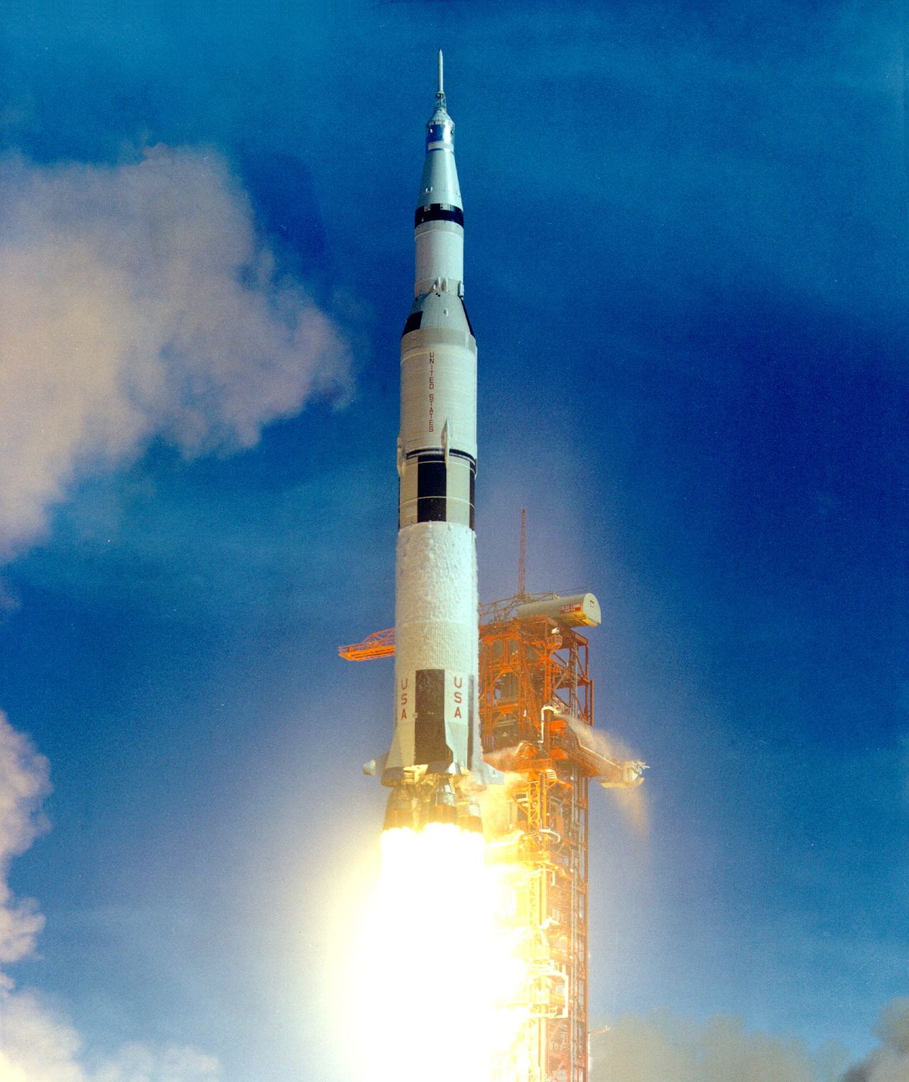 Сатурн-5 ракета-носитель